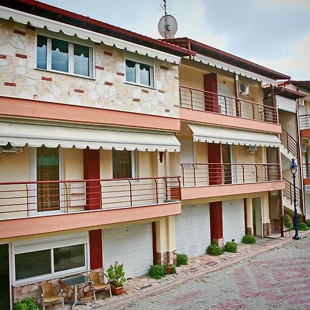 Katerina Apartments Pefkochori Bilik gambar