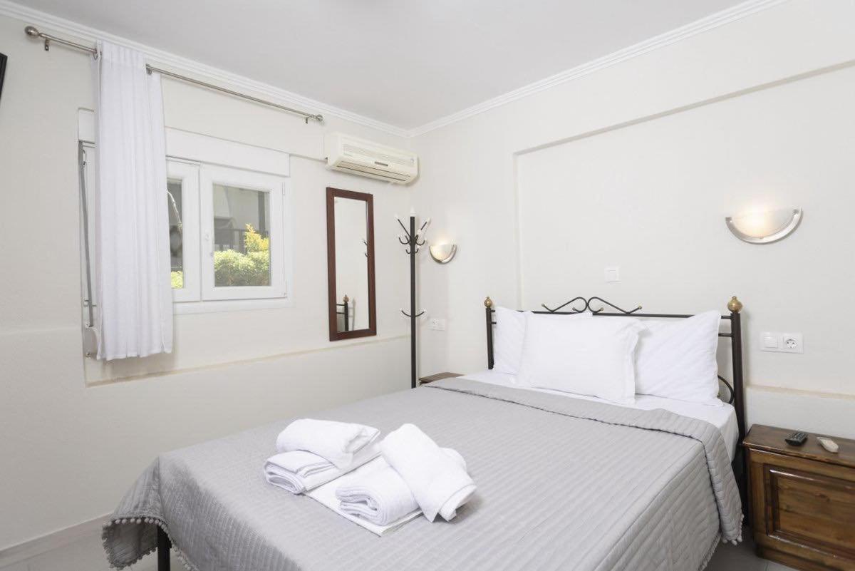 Katerina Apartments Pefkochori Luaran gambar