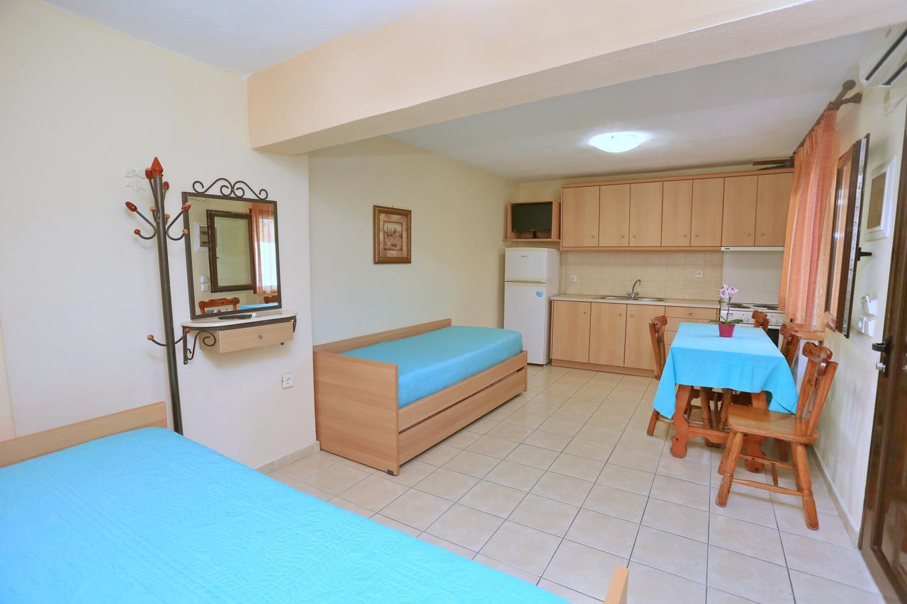 Katerina Apartments Pefkochori Luaran gambar