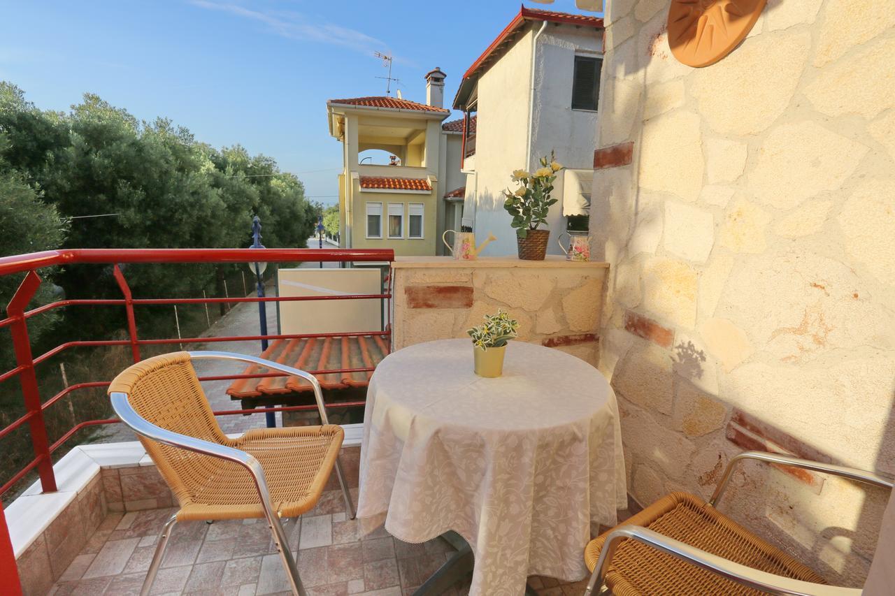 Katerina Apartments Pefkochori Luaran gambar